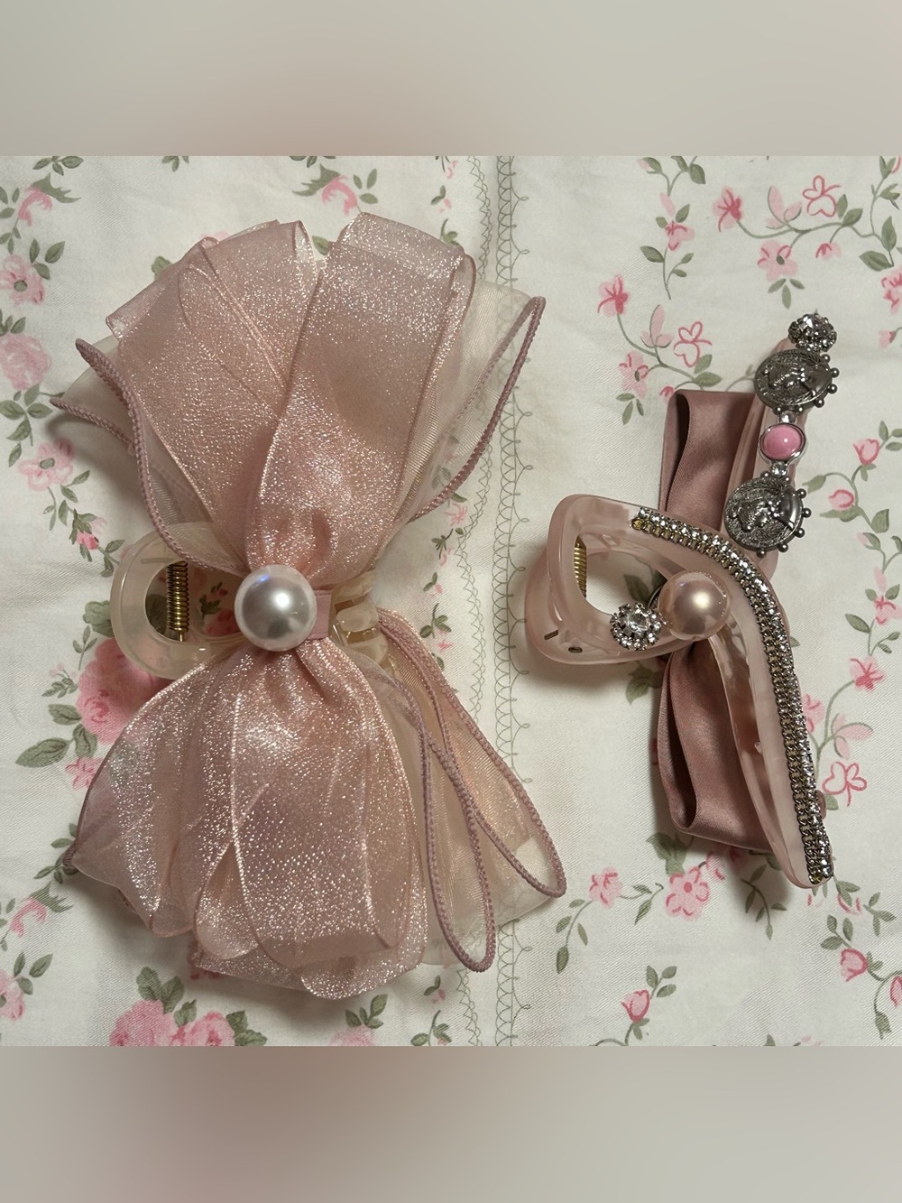 Kiokii and... Coquette + Victorian themed Hair Clamps set of 2